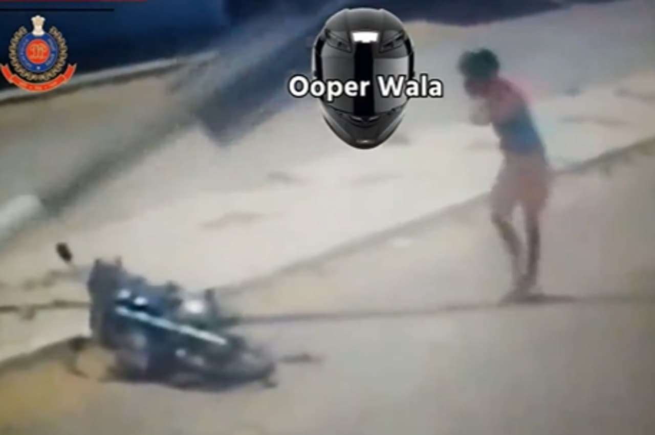 Viral Video: चंद सेकेंड में बाइक सवार दो बार हुआ हादसे का शिकार, हेलमेट से बची जान