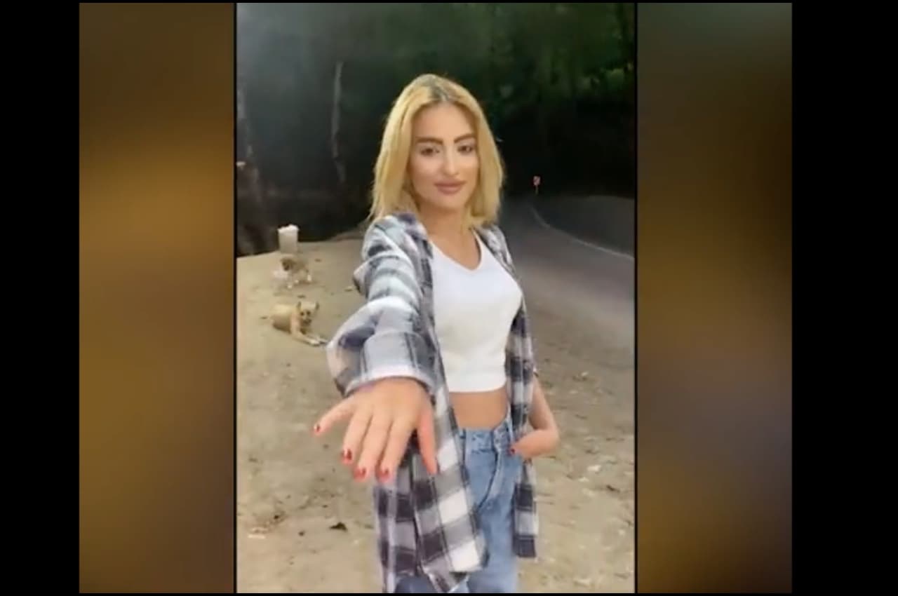 Iran Hijab Row: हिजाब विरोधी प्रदर्शनों की पोस्टर गर्ल नजफी हदीस को पुलिस ने कई गोलियां मारीं, मौत