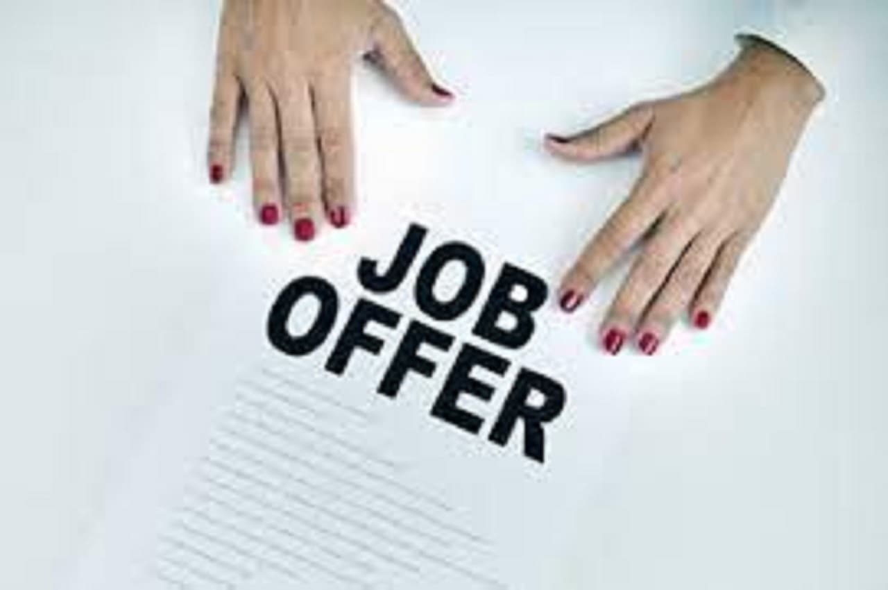UPPCL recruitment 2022: सहायक लेखाकार के पदों पर निकली वैकेंसी, जानें योग्यता समेत अन्य डिटेल्स