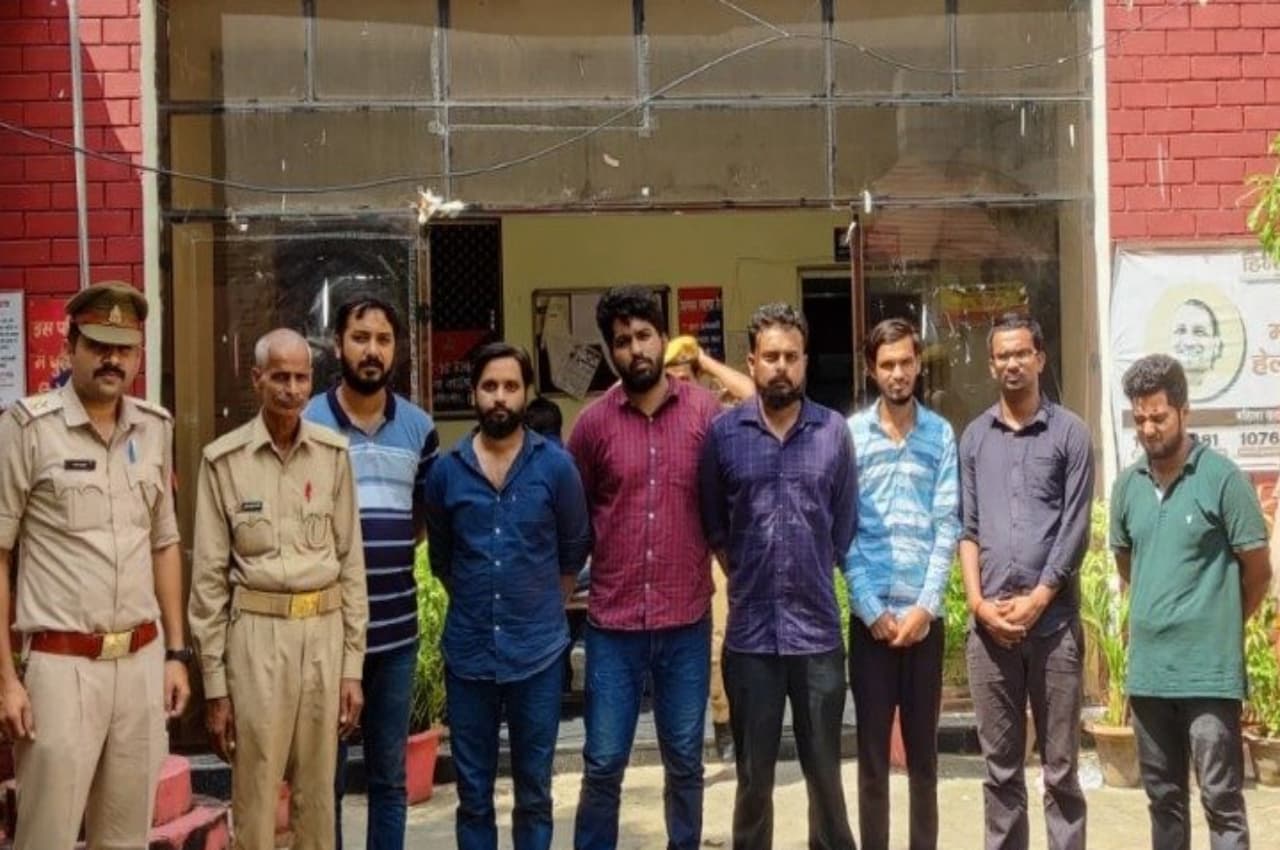 Lucknow: सूरज ढलते ही कोचिंग सेंटर बन जाता था बार, नशे में डूब जाती थीं छात्राएं, ऐसे खुला राज