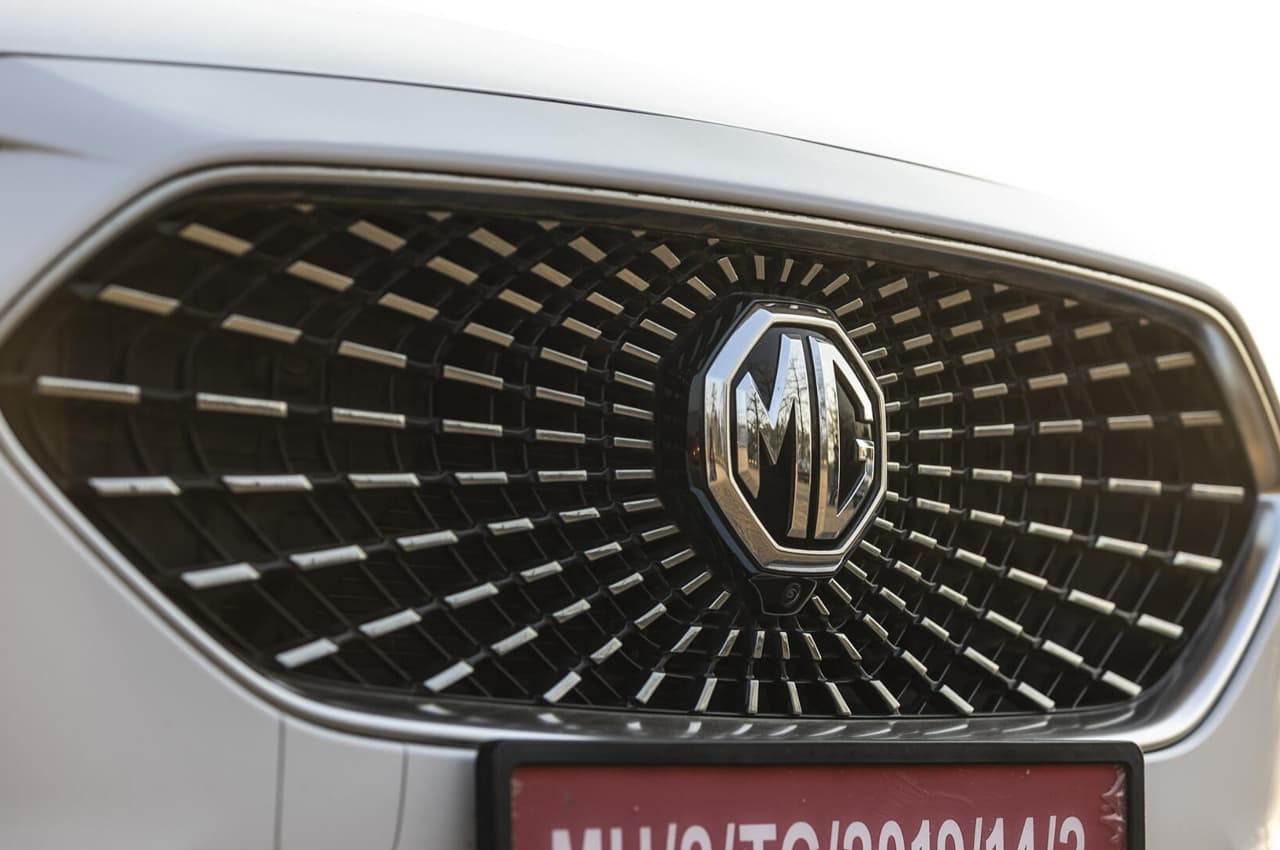 MG Motor India Price Hike: ग्राहकों को झटका, फेस्टिव सीजन से पहले इस कंपनी ने बढ़ा दिए कारों के दाम