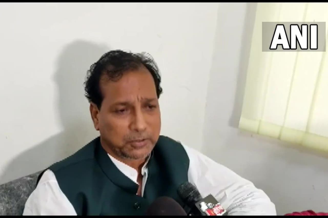 Rajasthan: प्रदेश में बदलने लगे हैं राजनीतिक समीकरण!, बसपा से कांग्रेस में शामिल हुए मंत्री ने मारी पलटी