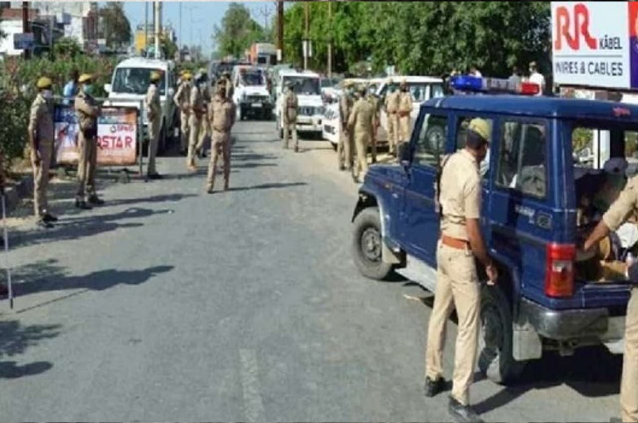 Odisha: तस्करी मामले में पुलिस की कार्रवाई पर भड़की भीड़, 200 लोगों ने थाने पर किया हमला
