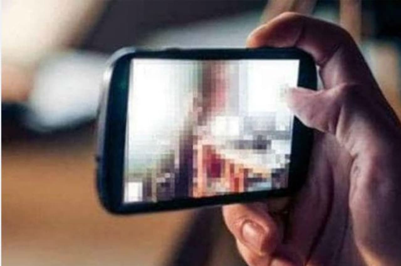 MP: अश्लील फोटो वायरल करने की धमकी देकर जेठ ने महिला से किया दुष्कर्म, कानून व्यवस्था पर उठे सवाल