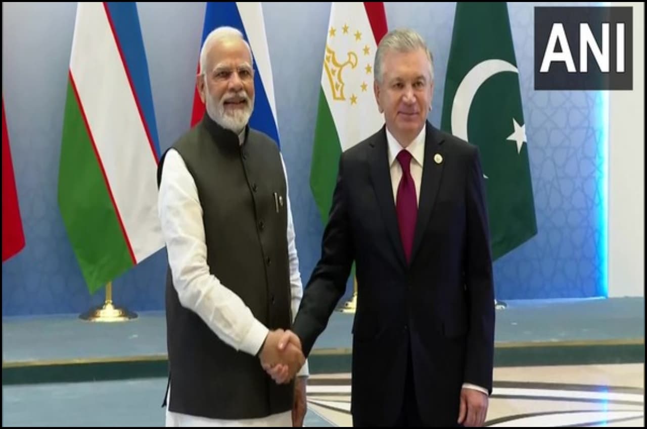 SCO Summit 2022: उजबेकिस्तान के राष्ट्रपति मिर्जियोयेव ने पीएम मोदी को दी सम्मेलन में भाग लेने पर बधाई, ये रहेगा कार्यक्रम