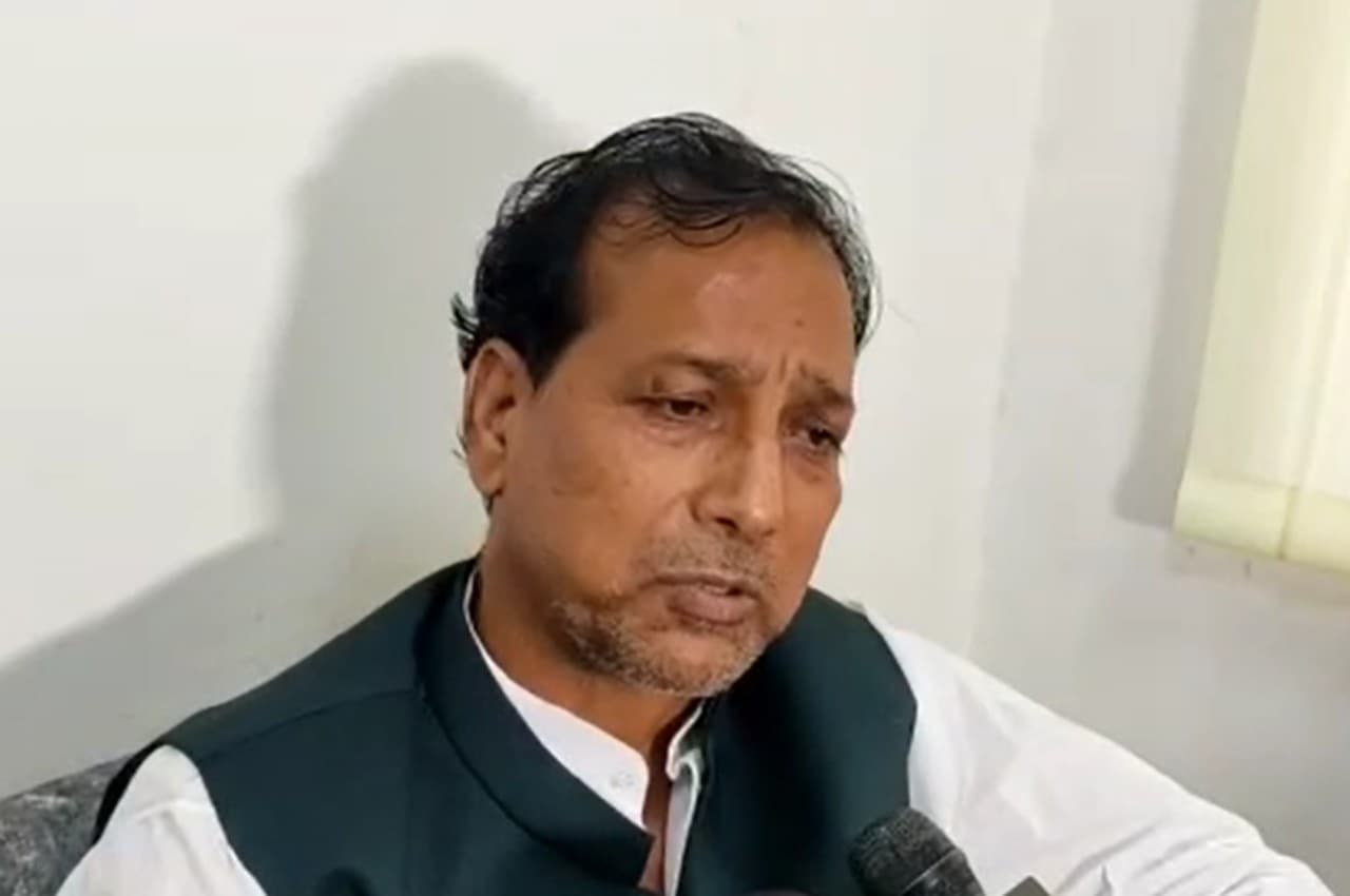 Rajasthan: पायलट को सीएम बनाने के सवाल पर गहलोत के मंत्री गुढ़ा बोले- आलाकमान के फैसले पर किंतु परंतु नहीं होगा
