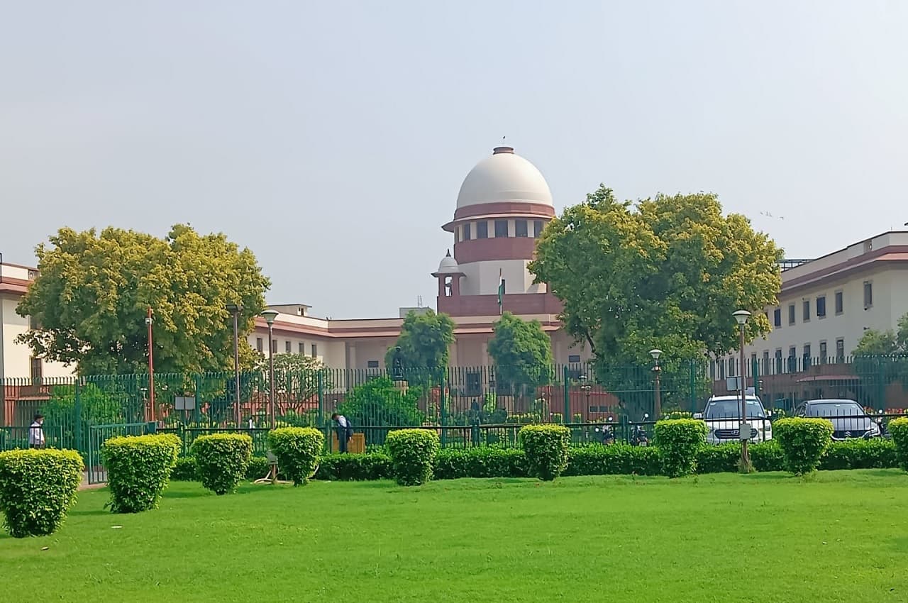 मठों और मंदिरों को सरकारी नियंत्रण से मुक्त करने की क़ानूनी लड़ाई, सुप्रीम कोर्ट में आज अहम सुनवाई