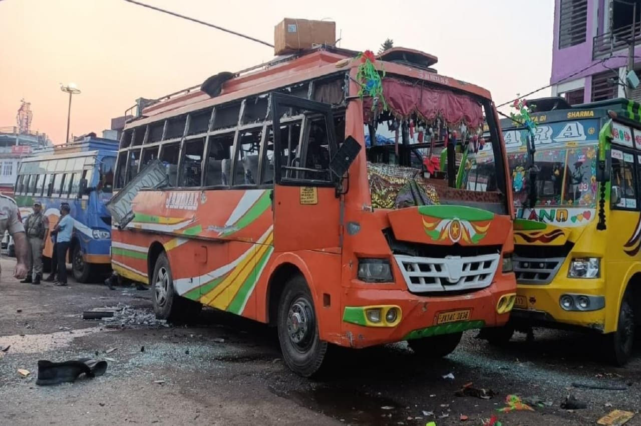 Udhampur Bomb Blast: 7 घंटे के अंदर दो धमाकों से दहला उधमपुर, आतंकी साजिश की आशंका