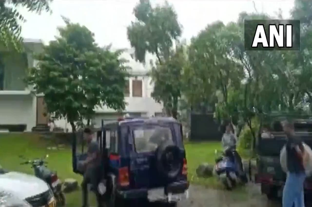 Ankita Murder Case: रिजॉर्ट तोड़कर सबूत मिटाने के आरोपों का पुलिस ने किया खंडन, जारी किया Video