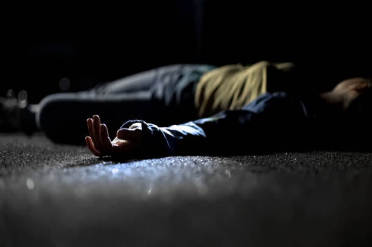 Noida Crime News: लुटेरे से भिड़ गई थी नीलम, फिर हुई हत्या, अब सामने आई खौफनाक कहानी