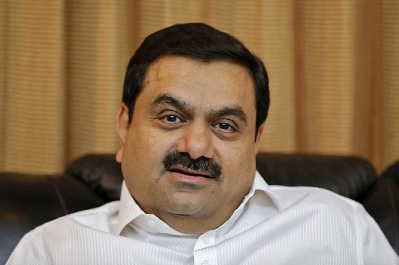 दुनिया के दूसरे सबसे रईस शख्स बने अडानी तो ग्रुप के इस शेयर ने भी बनाया रिकॉर्ड
