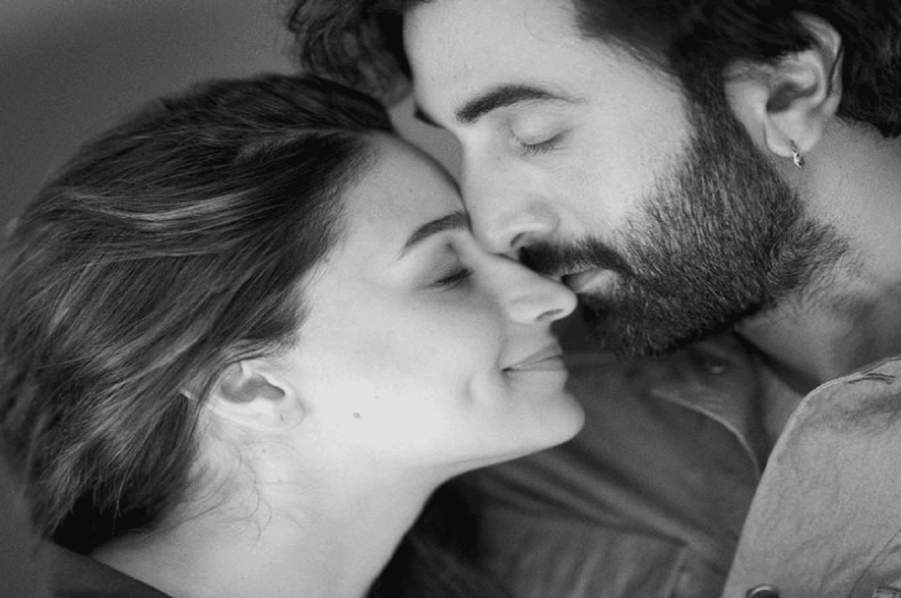 Alia Bhatt पर बेहद निर्भर हैं Ranbir Kapoor, बोले- बाथरूम तक नहीं जाता अगर..