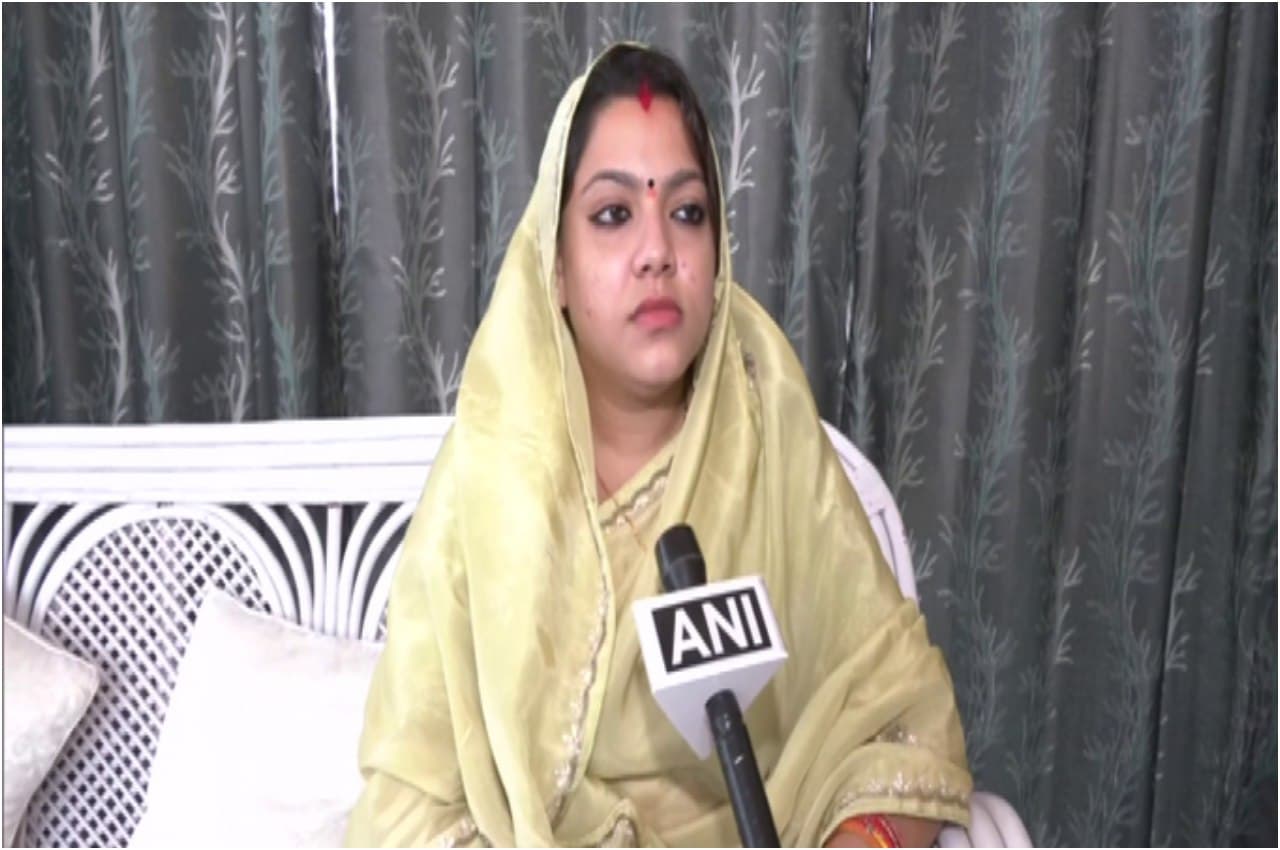 Patna: जेल में बंद बिल्डर राजू सिंह की पत्नी ने मांगी सुरक्षा, पूर्व मंत्री कार्तिकेय सिंह पर लगाए ये आरोप