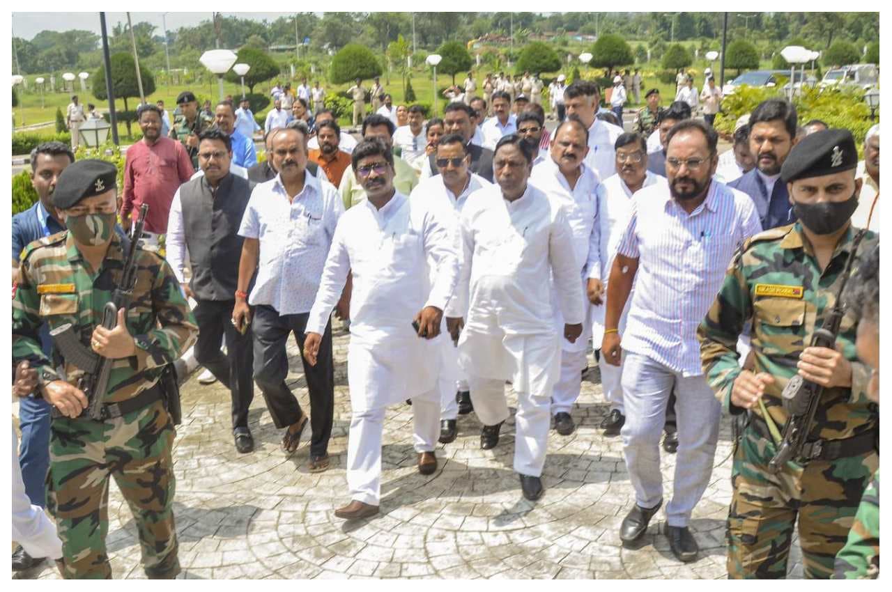 झारखंड में SC-ST और OBC को मिली बड़ी सौगात, राज्य में 77 फीसदी हो गया रिजर्वेशन