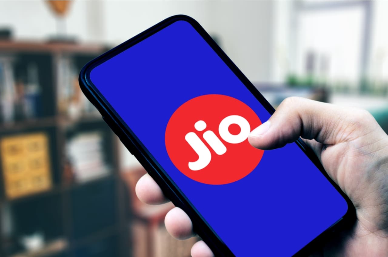 Jio का जबरदस्त प्लान, कम कीमत में पाएं कॉलिंग समेत कई सुविधा का लाभ
