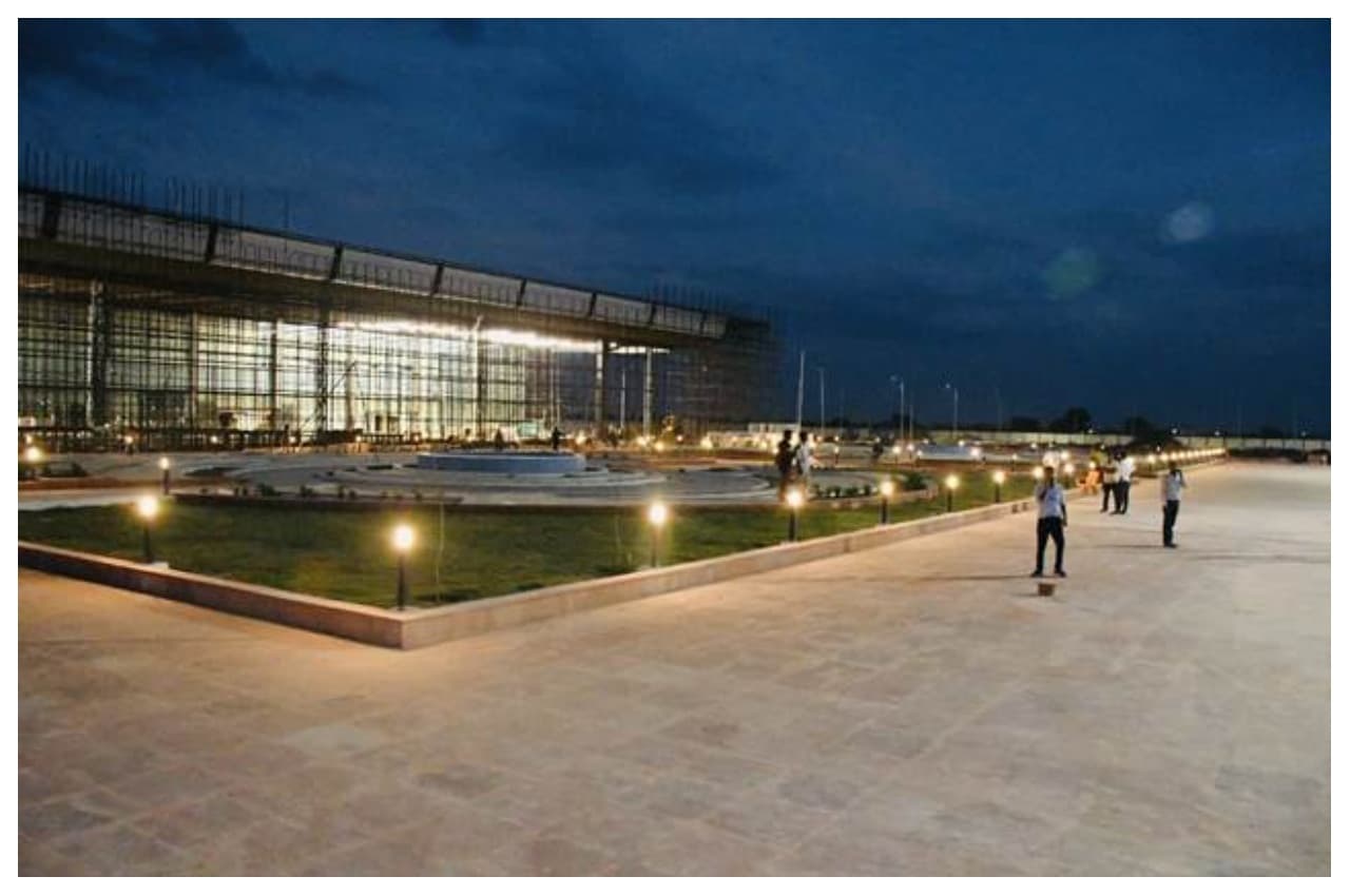 Uttar Pradesh: कानपुर हवाई अड्डे पर दिसंबर 2022 तक होंगी विश्व स्तरीय सुविधाएं