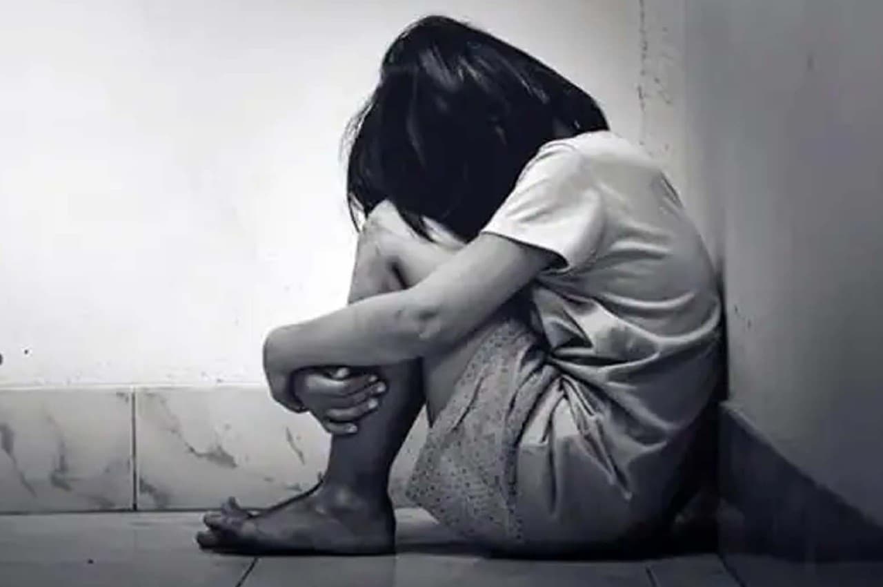 अहमदाबाद: 62 साल के अधेड़ ने 9 साल की बच्ची से किया दुष्कर्म, लिफ्ट में लगे CCTV में कैद हुई वारदात