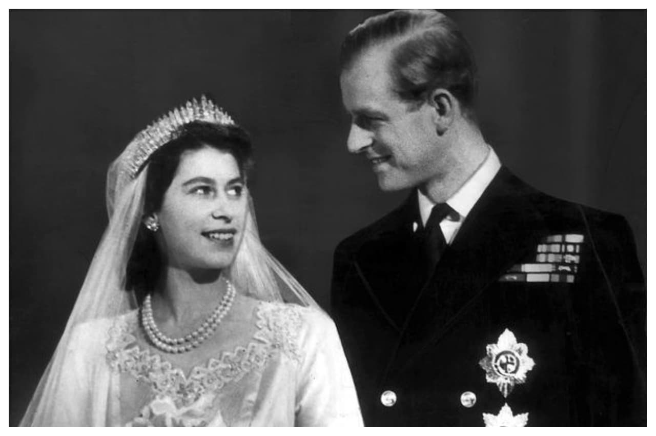 Queen Elizabeth Death:  13 साल की उम्र में हो गया था प्यार, पालतू जानवरों से था लगाव 