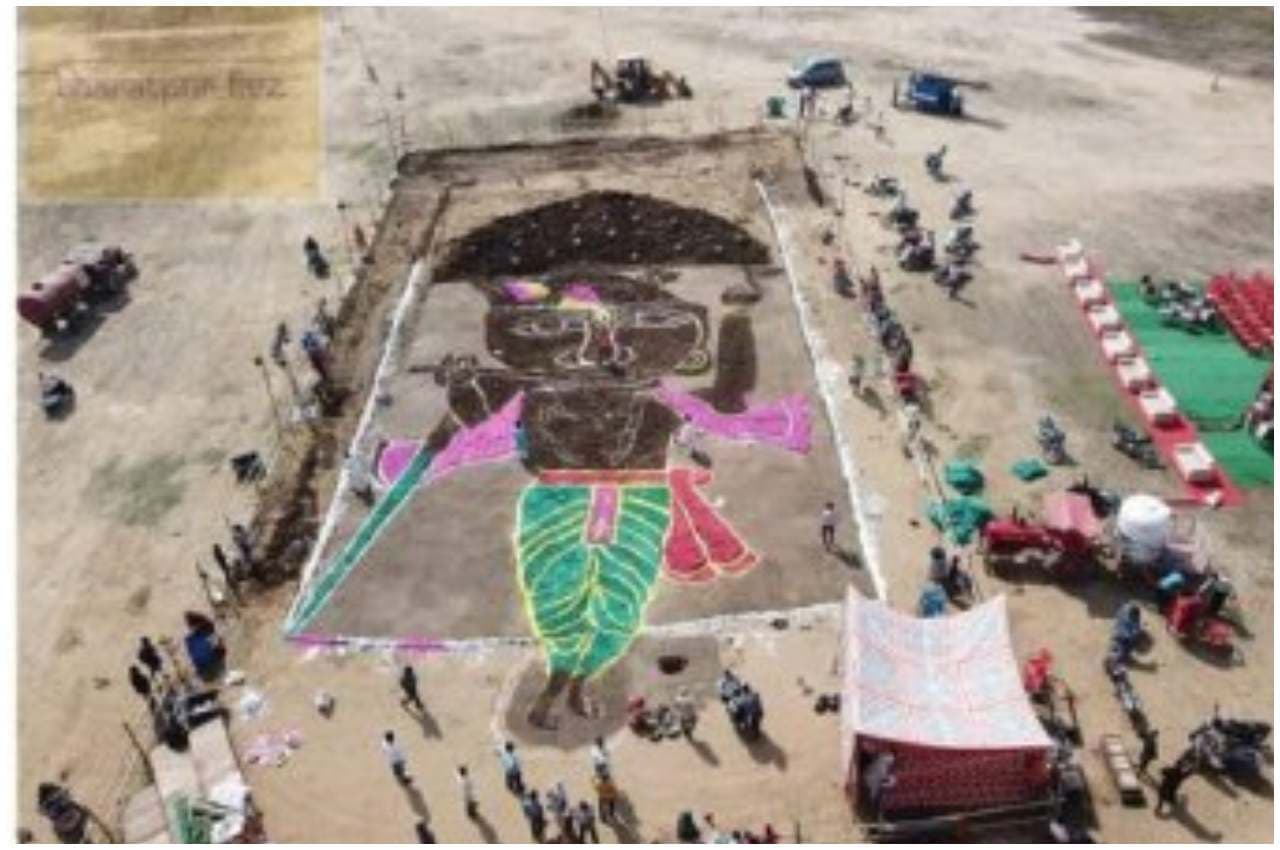 108 Feet Govardhan: राजस्थान के भरतपुर में रिकॉर्ड बनाने की कवायद, 108 फीट गोवर्धन की पूजा में उमड़ा सैलाब