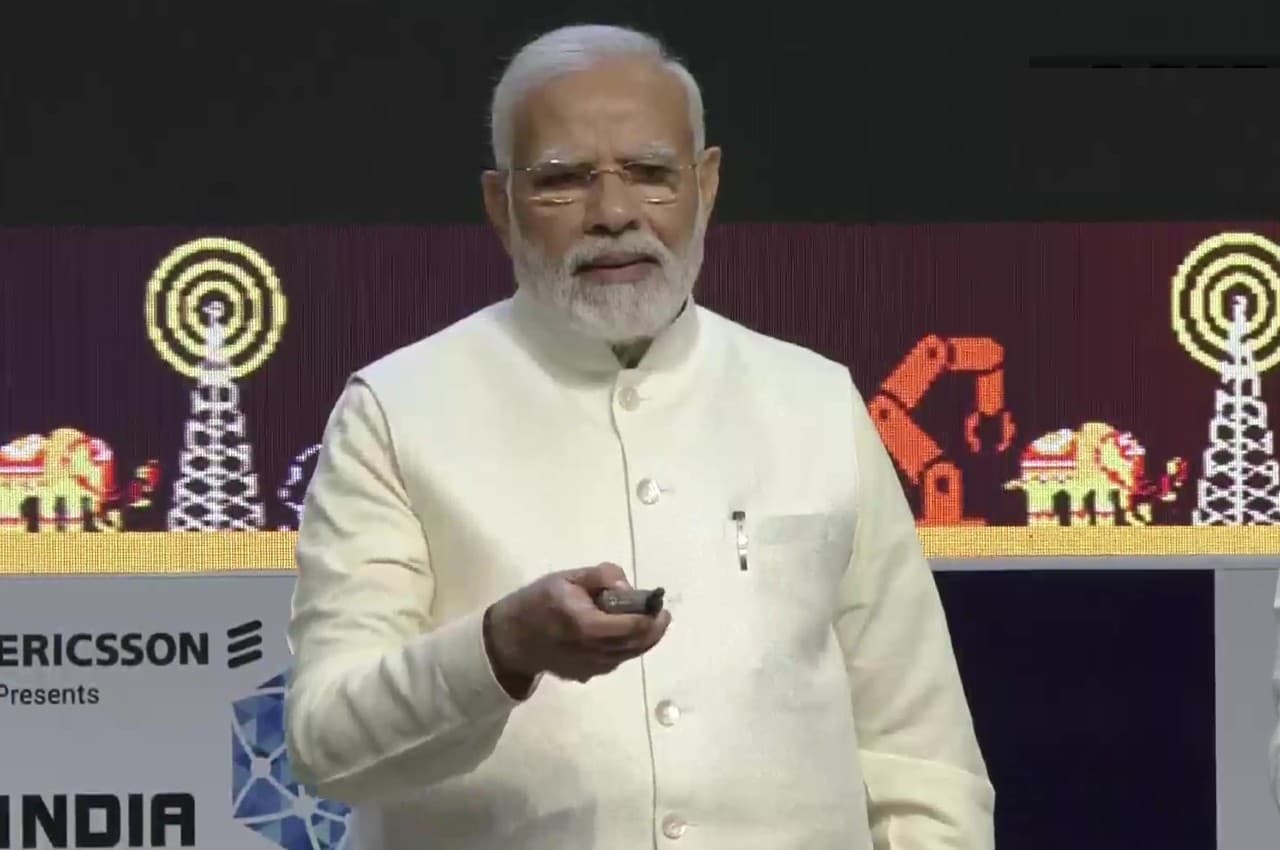 5G In India: PM मोदी ने 5G सेवा की शुरुआत की, ऐसे यूज कर सकेंगे नेक्स्ट जेनरेशन टेलीकॉम सर्विस
