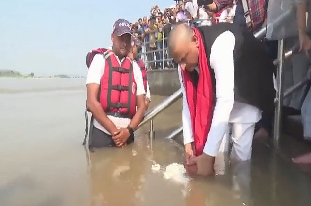 Akhilesh yadav haridwar