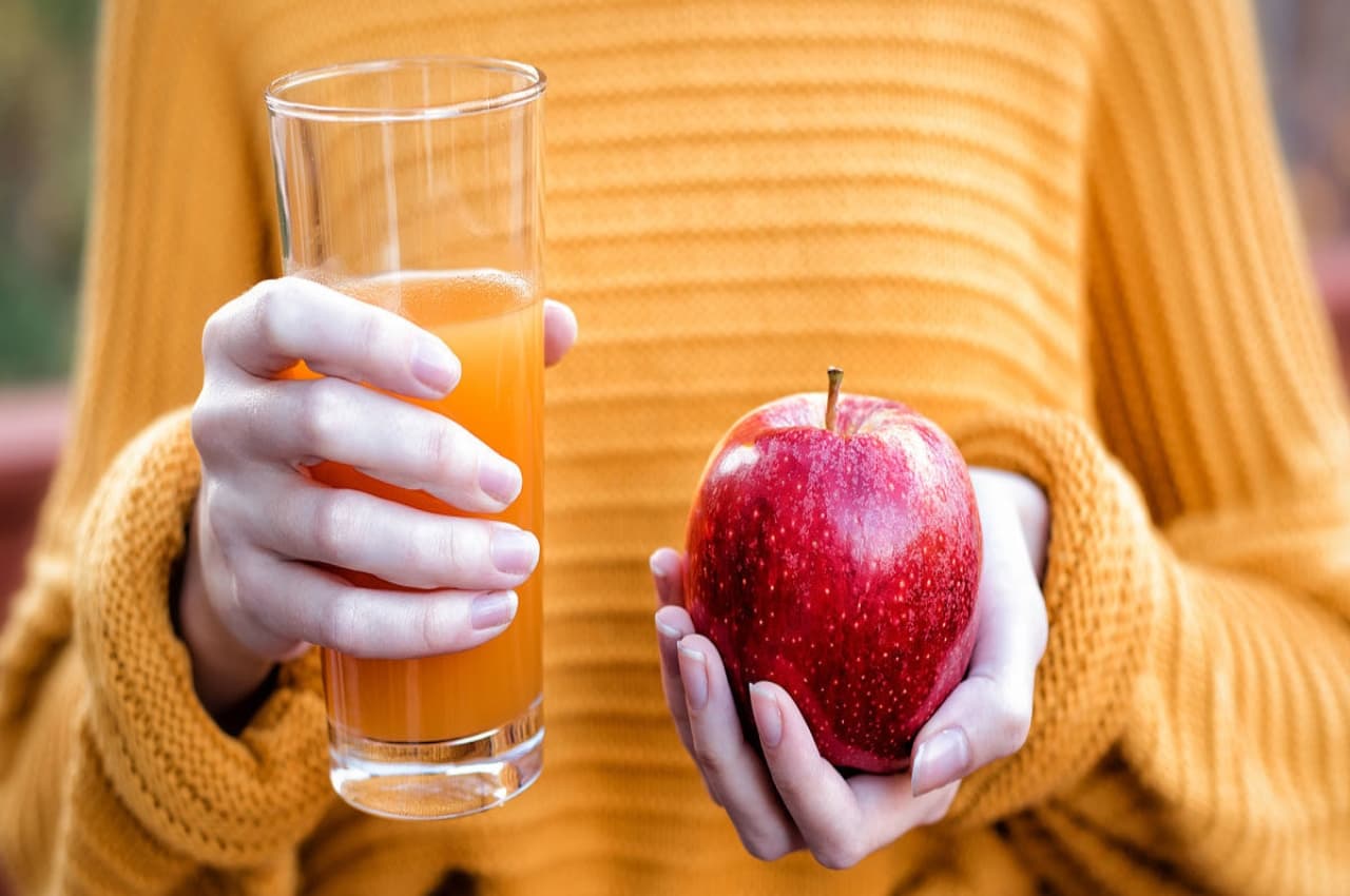 Best Juice For Asthma: सर्दियों में अस्थमा के मरीज जरूर पीएं सेब का जूस, सांस फूलने की समस्या होगी दूर