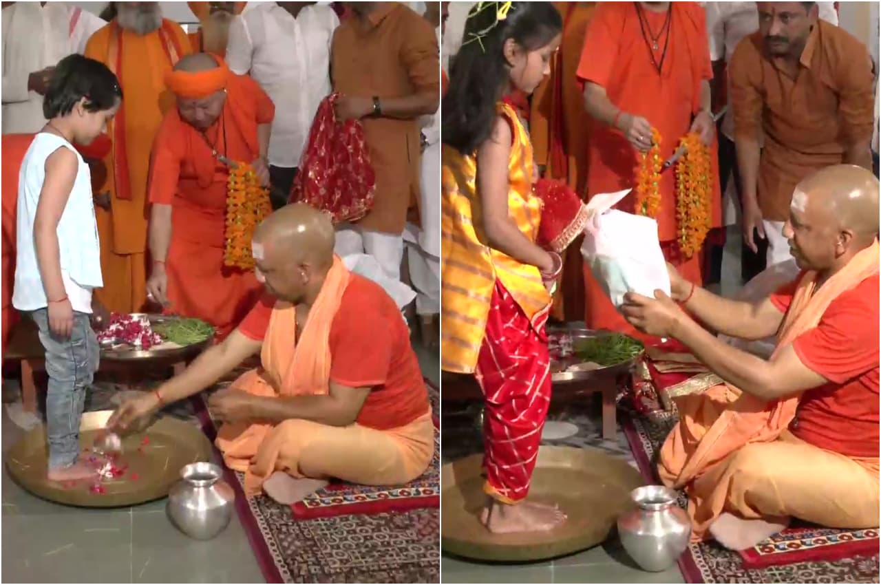 Gorakhpur News: सीएम योगी ने किया कन्या-पूजन, कहा- पंडालों में रखें सुरक्षा के पूरे इंतजाम