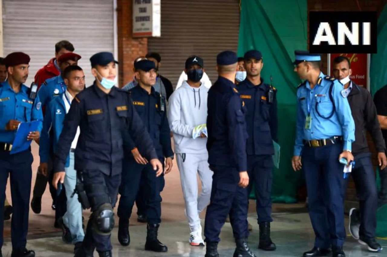 रेप का आरोपी क्रिकेटर पुलिस हिरासत में, 17 साल की लड़की ने लगाया था आरोप