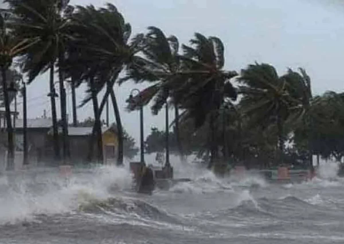 Cyclone Sitrang: सितरंग तूफान को लेकर IMD का अलर्ट, बंगाल और ओडिशा में 24 अक्टूबर से मचाएगा तबाही!