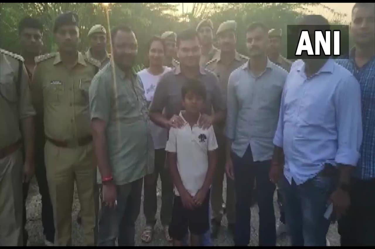 Noida News: 11 साल के बच्चे को 24 घंटे में मुक्त कराया, मुठभेड़ में दो अपहरणकर्ताओं को लगी गोली, दो भागे
