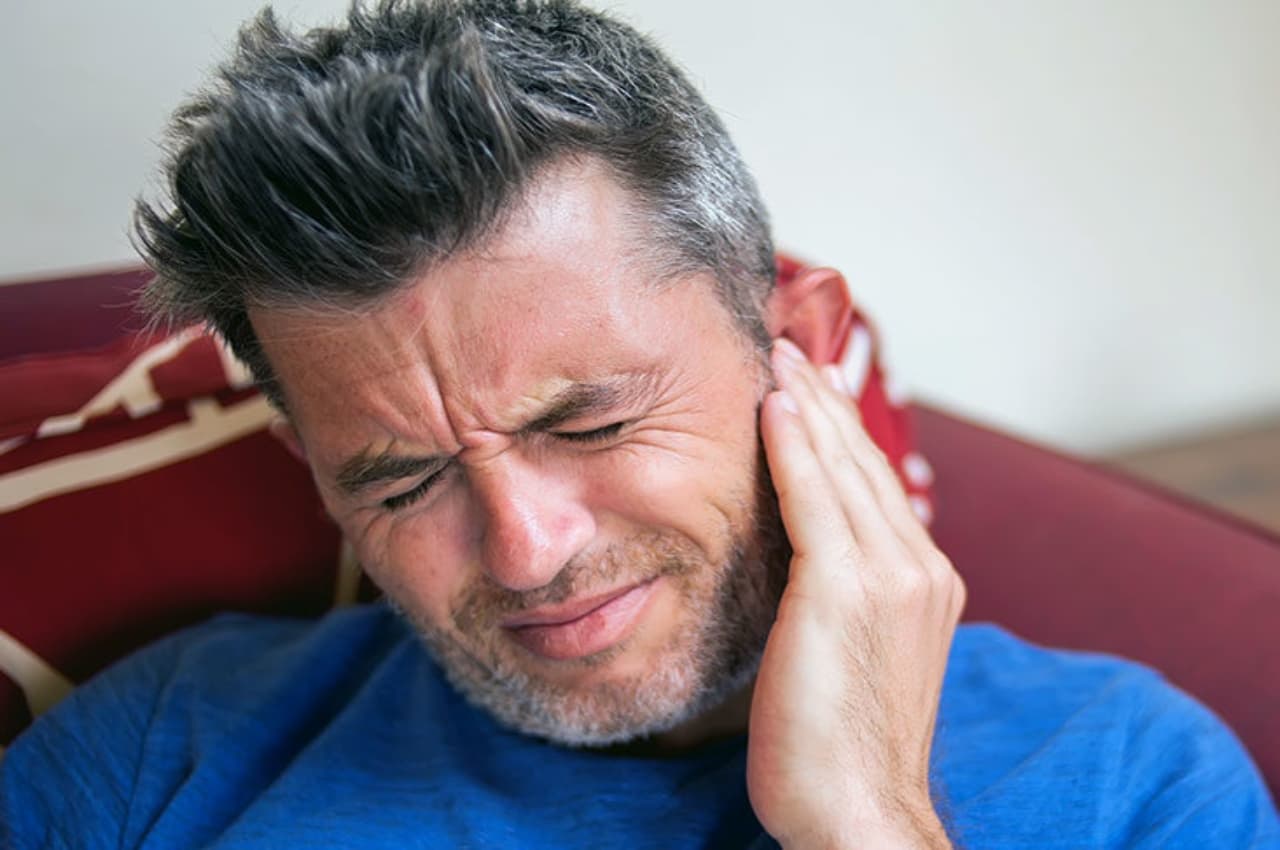 Itchy Ears Remedies: ईयर ड्राईनेस की समस्या से बचने के लिए आजमाएं ये असरदार घरेलू नुस्खें