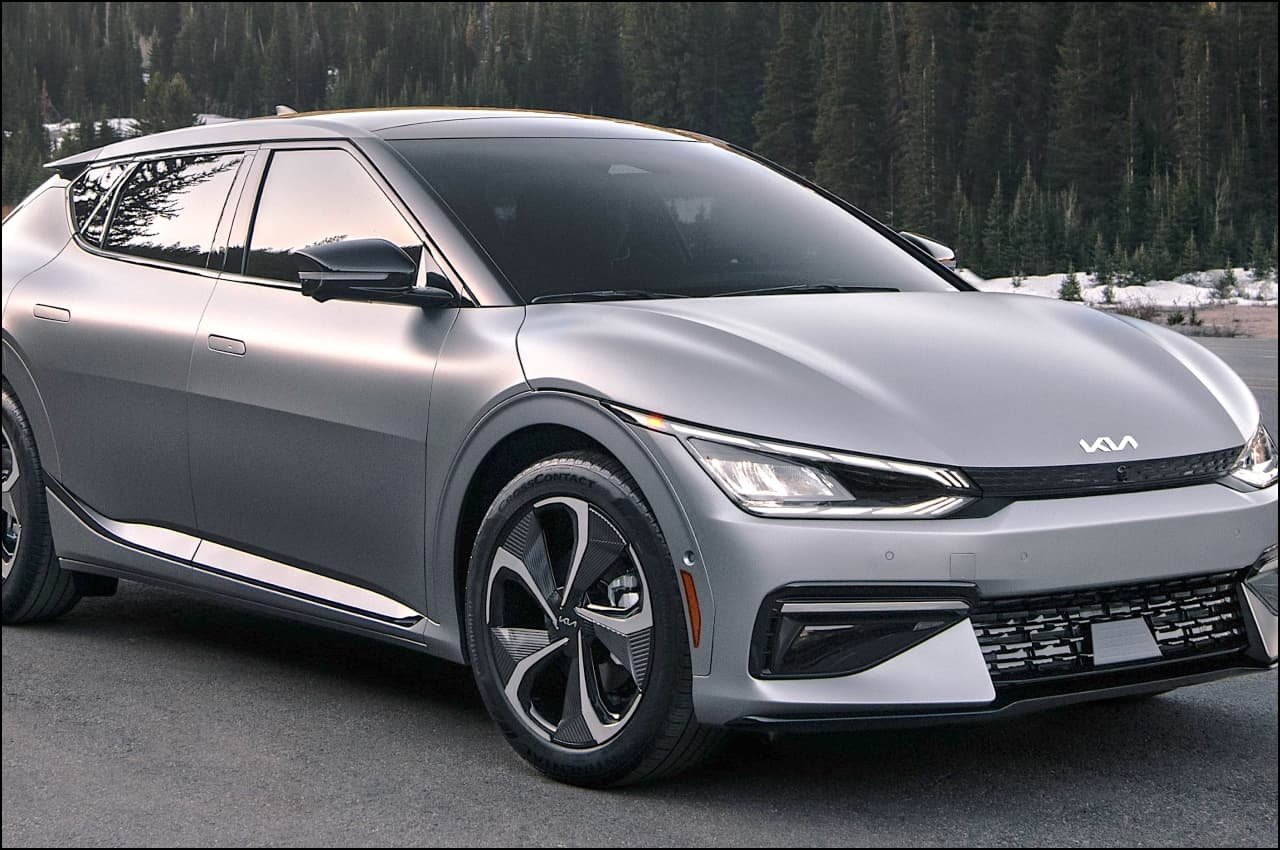 Kia EV6 GT Launch Live: कुछ देर में लॉन्च होने वाली है किआ की ताकतवर इलेक्ट्रिक कार, जानें खूबियां