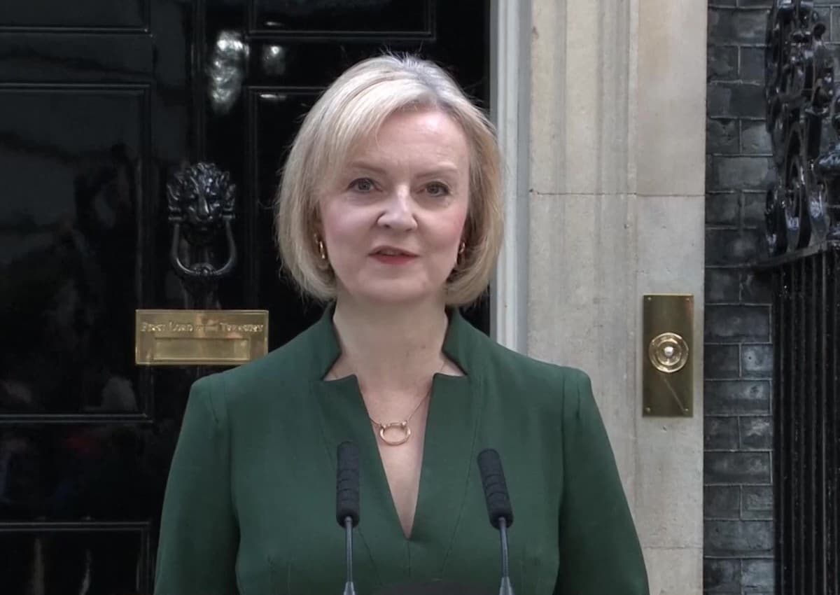 Liz Truss: लिज ट्रस ने ऋषि सुनक की तारीफ की, कहा- मुझे पता है कि ब्रिटेन के अच्छे दिन आने वाले हैं