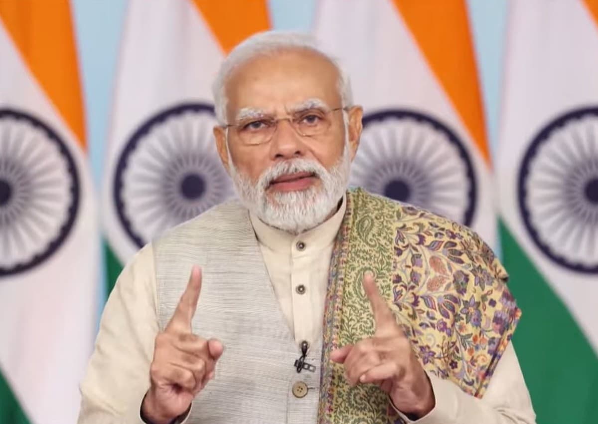 'हमें मिलकर जम्मू-कश्मीर को नई ऊंचाई पर ले जाना है', Rojgar Mela में बोले PM मोदी