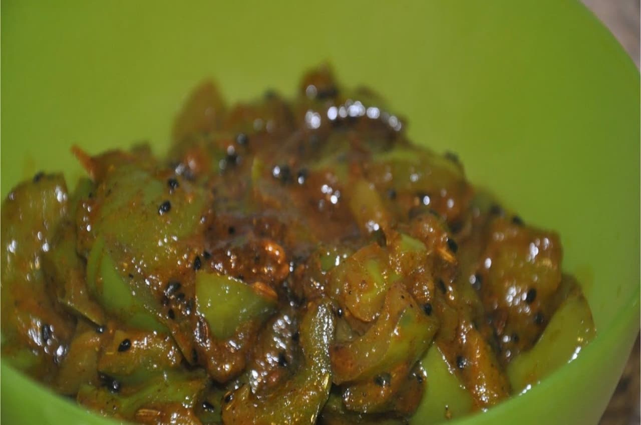 How to Make Shimla Mirch Ki Launji: स्वाद में लाजवाब होती है राजस्थानी शिमला मिर्च की लौंजी, ये रही विधि