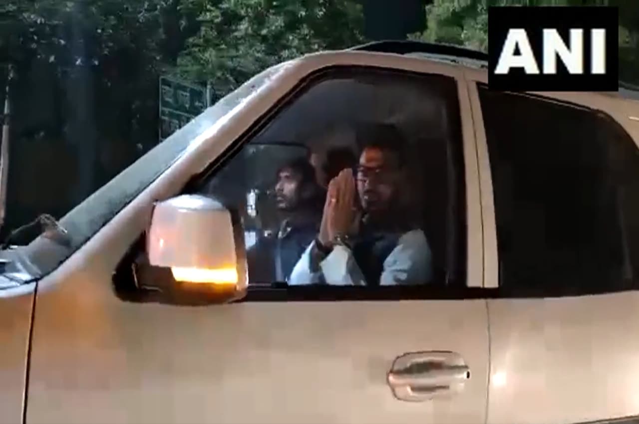 Shrikant Tyagi Case: जमानत पर जेल से बाहर आए 'गालीबाज' श्रीकांत के समर्थन में लगे नारे, किया ऐसा स्वागत