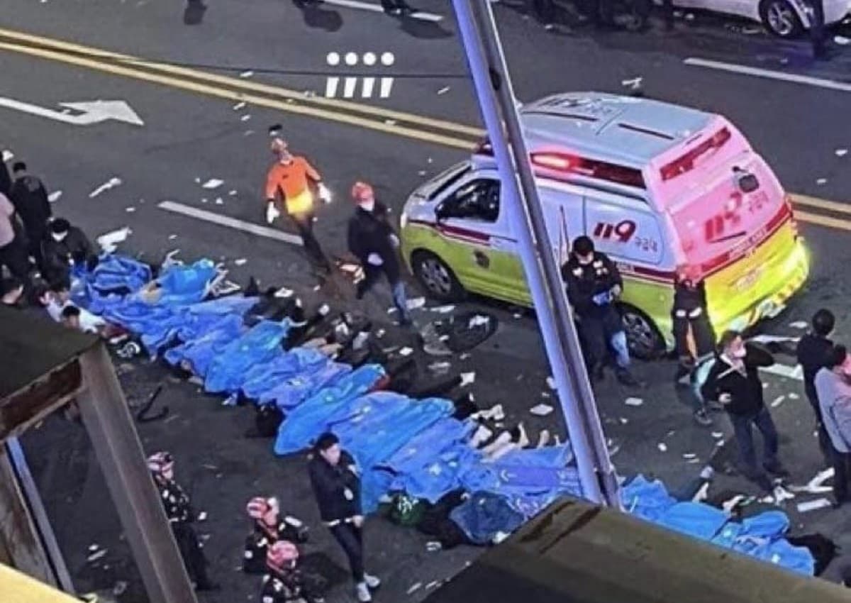 South Korea: सियोल में मरने वालों की संख्या 149 पहुंची, सामने आई घटनास्थल की भयानक तस्वीरें