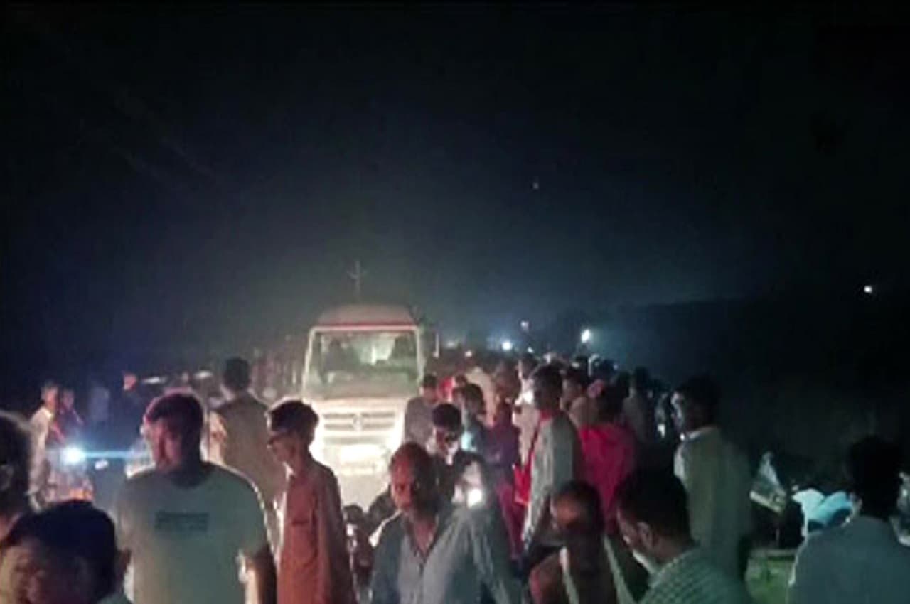Tractor trolley overturned Tractor trolley overturned