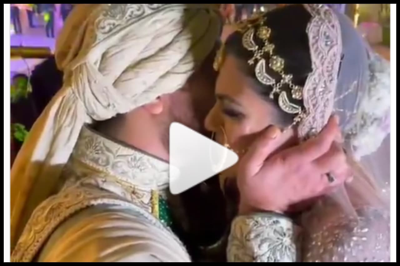 Viral Video: अपनी दुल्हन को देखकर दूल्हा हुआ इमोशनल, फिर सपनों की रानी ने किया ऐसा कि आंखें भीग जाएंगी, देखें