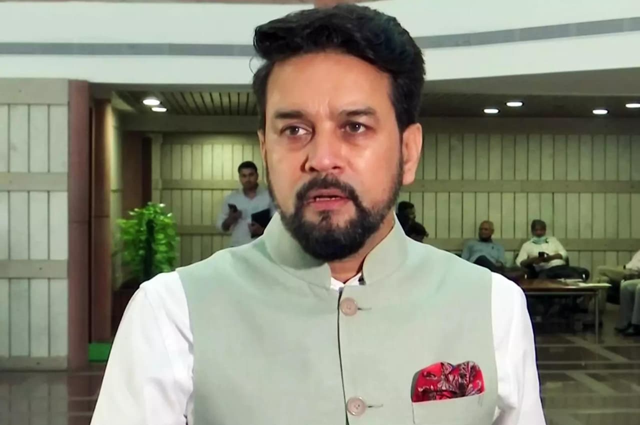अनुराग ठाकुर ने बंगाल भाजपा नेता की हत्या पर ममता बनर्जी पर बोला हमला, कहा- वे हिंदू विरोधी और पक्षपाती