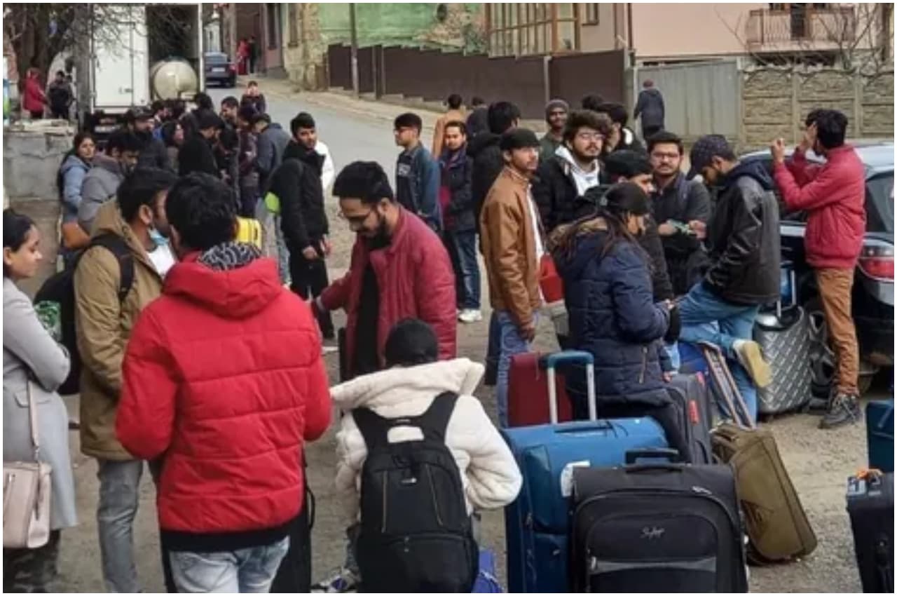 यूक्रेन से विस्थापित भारतीय मेडिकल छात्र उज्बेकिस्तान में पढ़ सकेंगे, 2 हजार सीटों का होगा प्रावधान