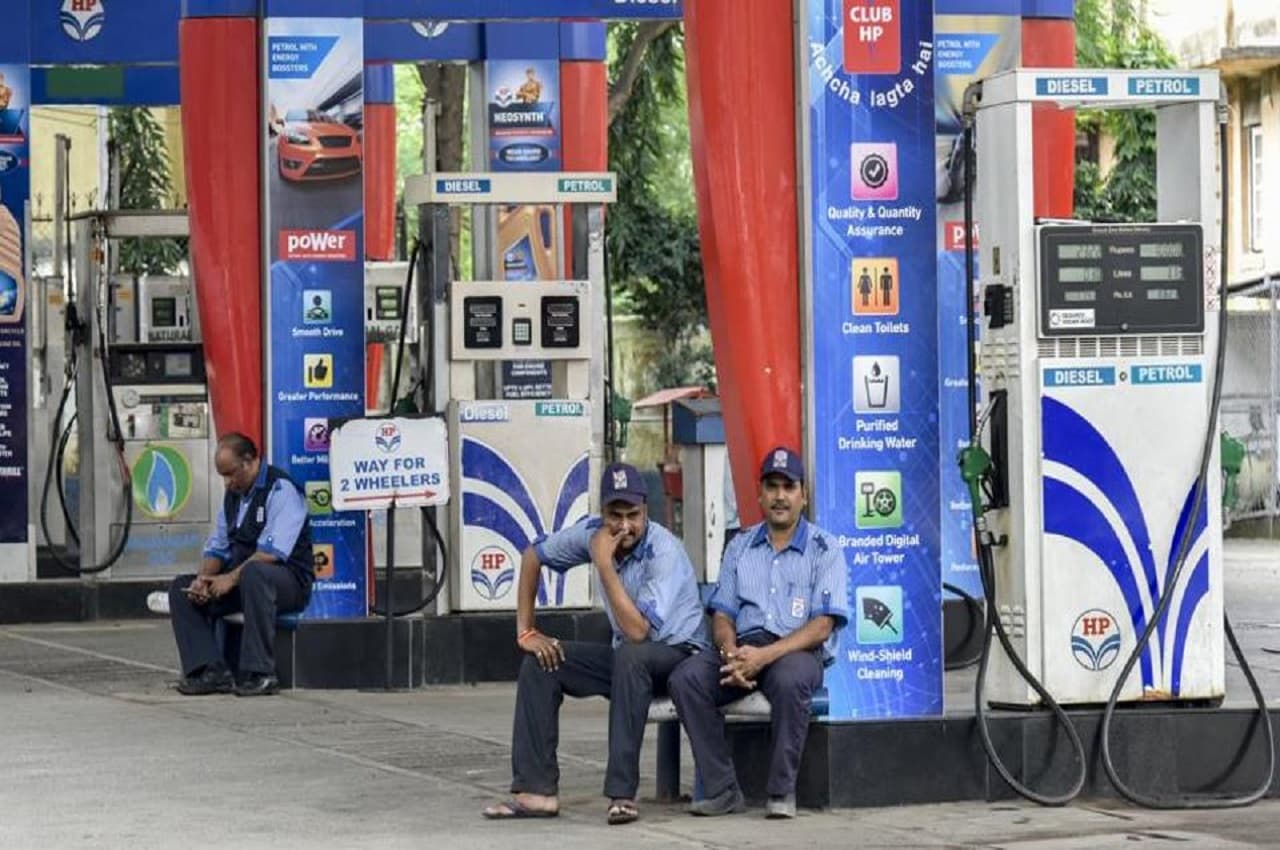 Petrol-Diesel: दिल्ली में अब तेल मिलना हो जाएगा बंद! इस बड़े कदम ने उड़ाए सभी के होश