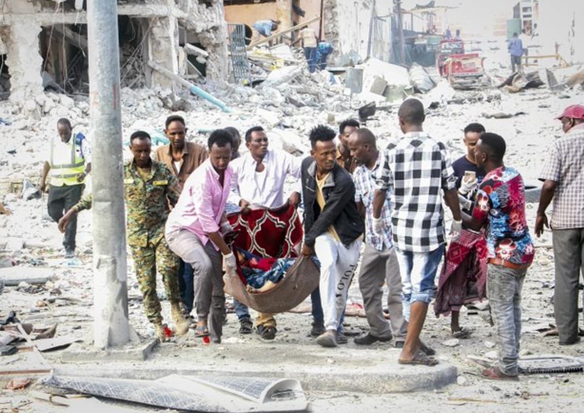 Somalia Blast: सोमालिया की राजधानी में एक के बाद एक हुए धमाके, 100 लोगों की मौत का दावा