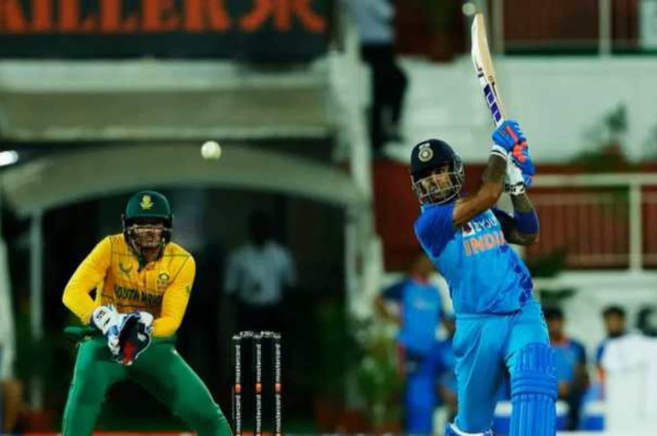 IND vs SA 2nd T20: 'वो जब मारता है तो...' सूर्यकुमार की मार से सहमा अफ्रीकी गेंदबाज