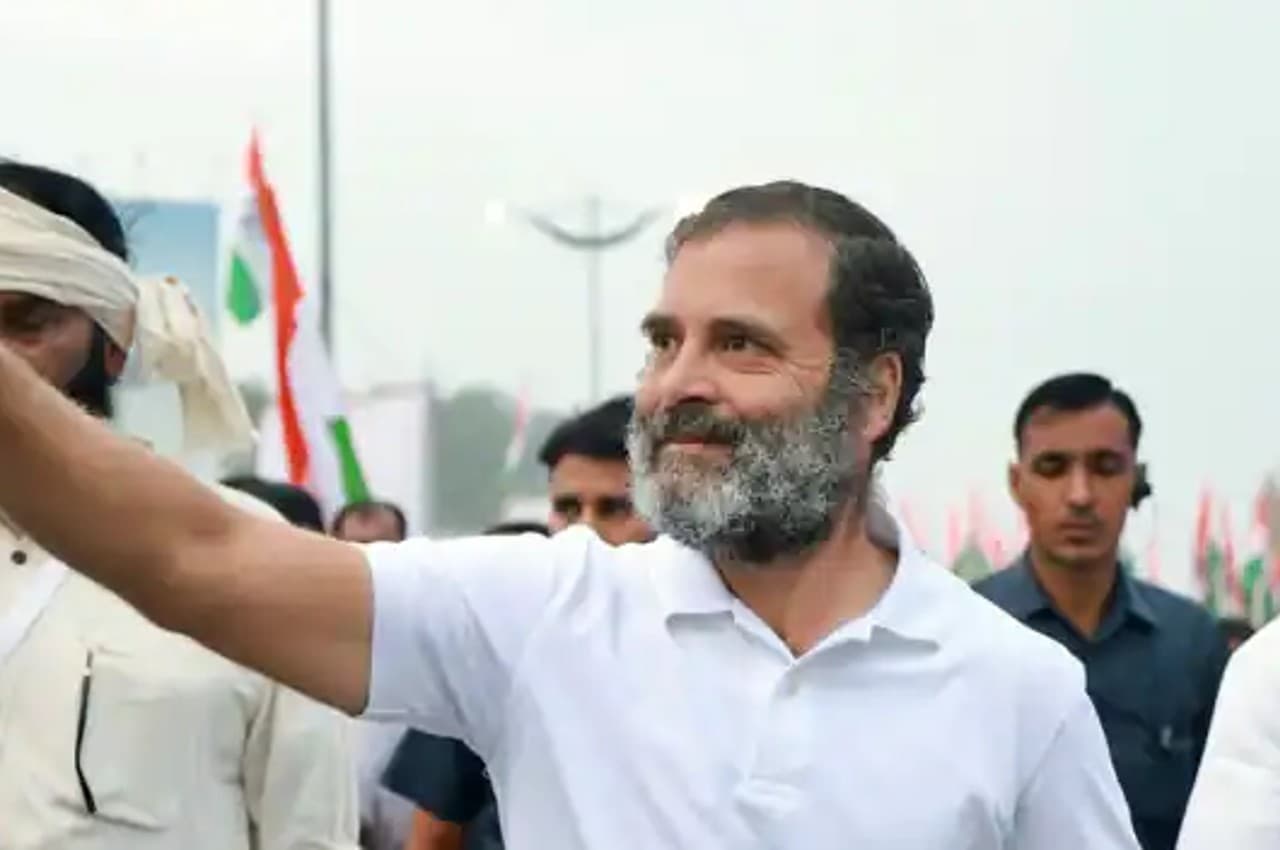 MP News: भारत जोड़ो यात्रा में राहुल गांधी के सामने लगे मोदी-मोदी के नारे, वीडियो हुआ वायरल