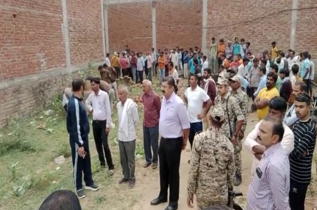Bhind Crime News: कंस्ट्रक्शन साइट पर मिला बोरा, मजदूरों ने खोला तो उड़ गए होश, जानें खौफनाक कहानी