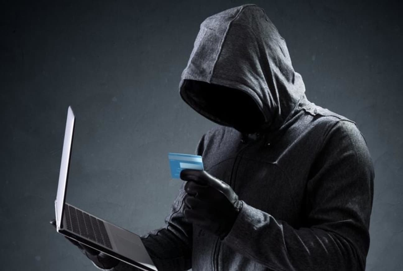 Cyber Fraud होने पर ना करें देरी! तुरंत डायल करें ये फोन नंबर, ये है ऑनलाइन शिकायत करने का प्रोसेस