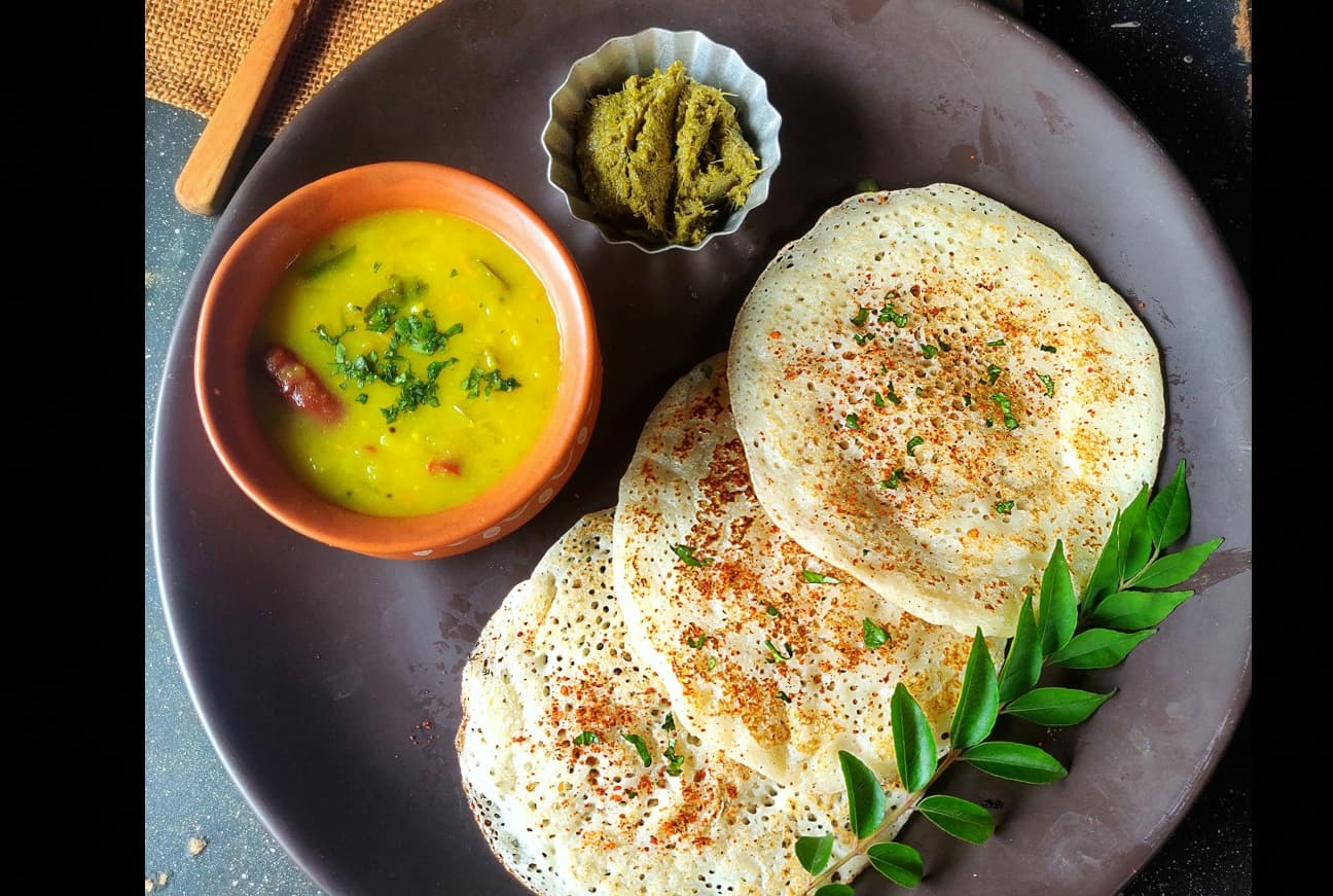 Instant Set Dosa Recipe: सिर्फ 10 मिनट में तैयार करें डोसा, बनाने की विधि है बेहद आसान