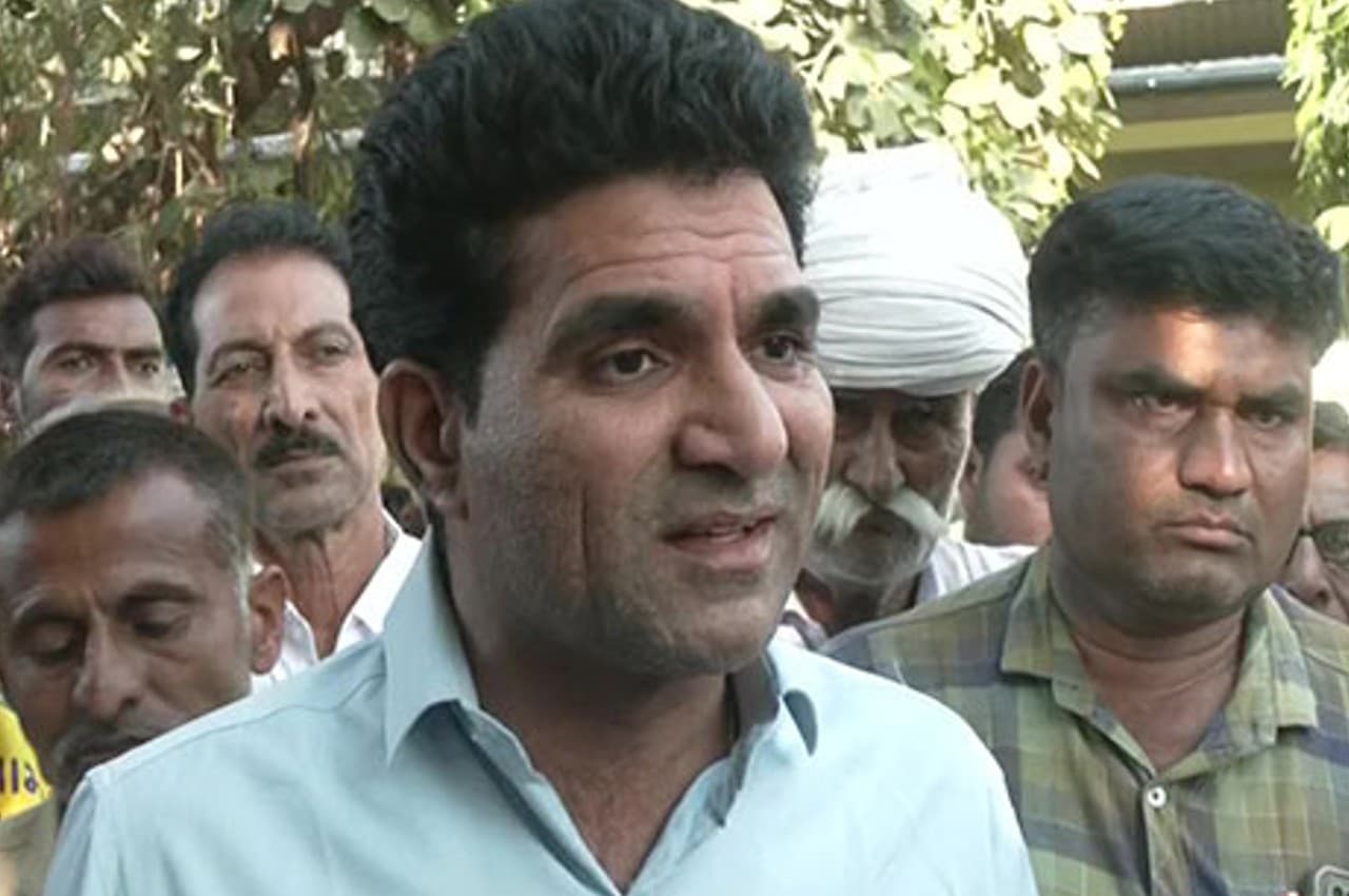 Gujarat Election 2022: AAP के CM उम्मीदवार इसुदन गढ़वी बोले- कांग्रेस नहीं होती तो हम पूर्ण बहुमत से सरकार बनाते