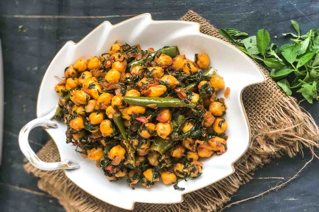 Healthy Food: पेट की जलन को दूर कर देते हैं मेथी छोले, इस तरह से सब्जी बनाकर खाएं